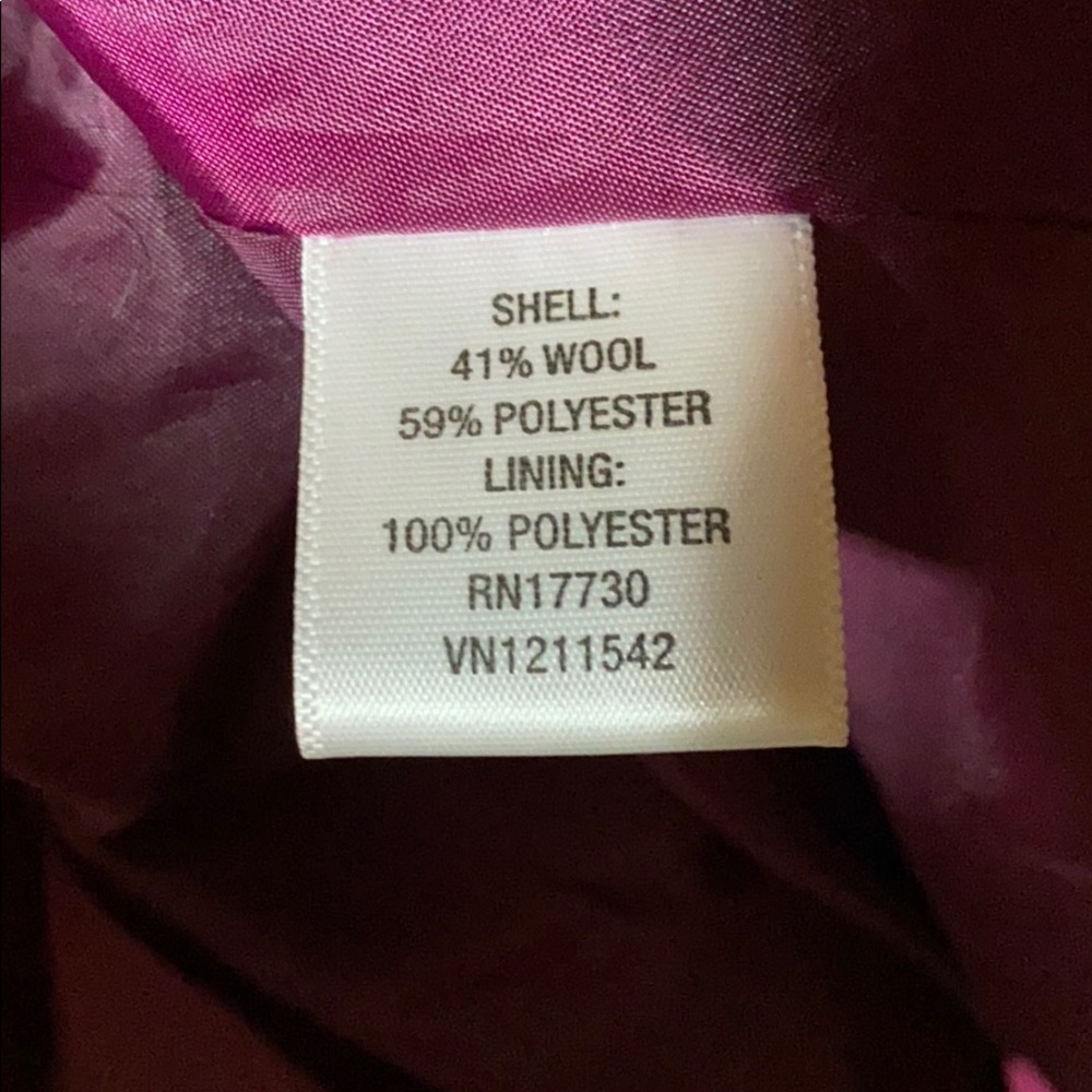 Wine Colored winter coat EUC - Picture 9 of 9